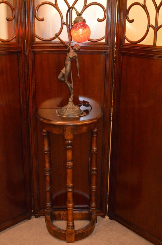 アンティーク家具のオークハウス | Antiques & Original Furniture